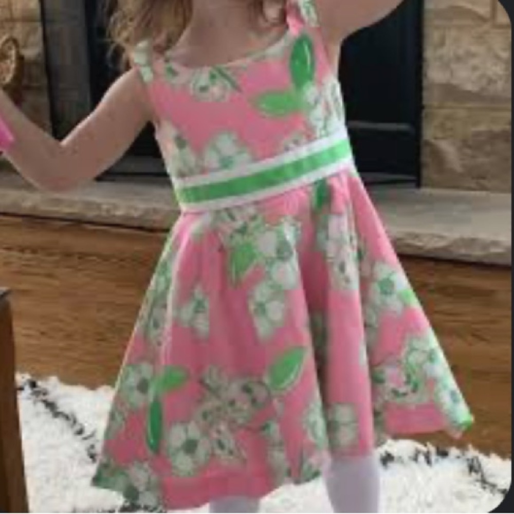 Lilly Pulitzer Pink and green flowers and butterflies with green bow G25023